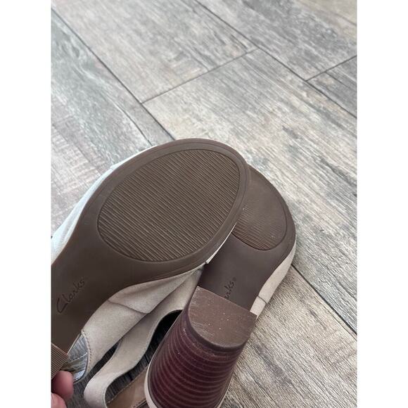 Clarks Ralene Shine Suede Sling Back Open Toe Heeled Strappy Sandals Size 8.5 - Picture 5 of 5